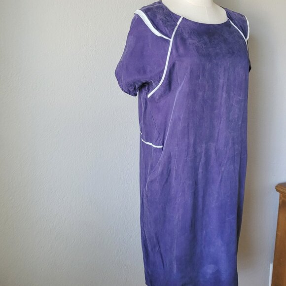Vintage Purple Shift Dress with Pockets & White Piping – Minimalist Retro Style - Picture 2 of 4